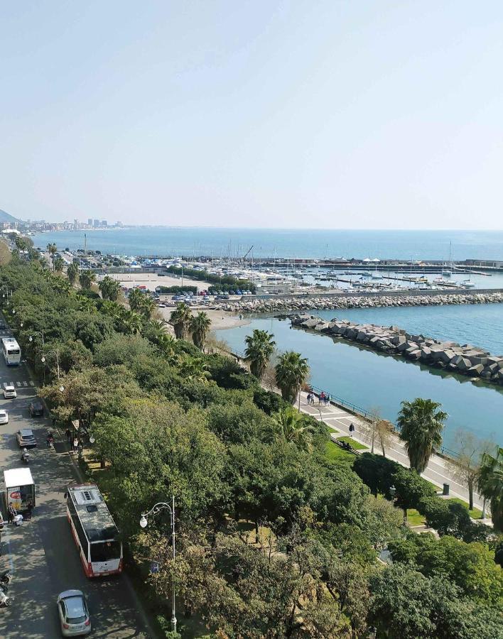 Viatorretta4 Panzió Salerno Kültér fotó